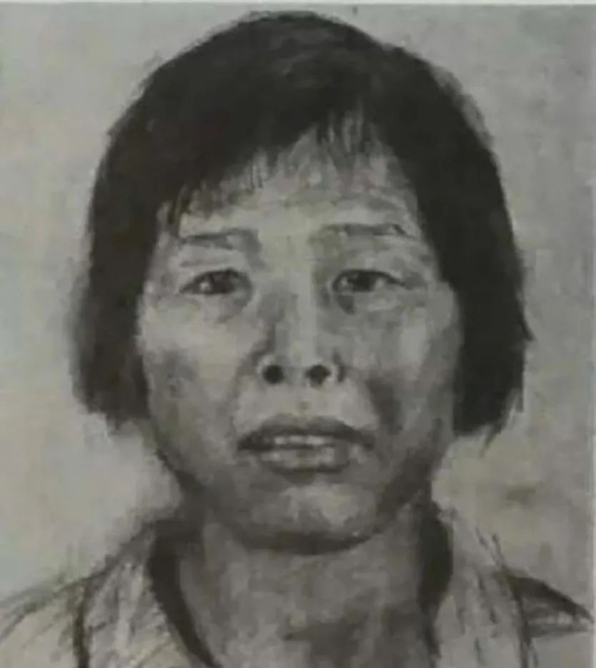 DƬ
